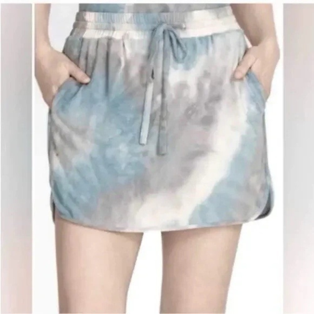 Calme Tie Dye Mini Skirt Womens Size XS Blue Grey Athleisure Boho Jersey Knit L